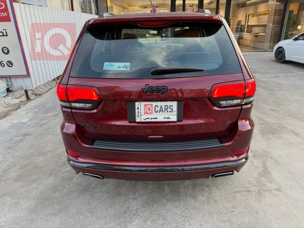 جیپ گراند شیرۆکی